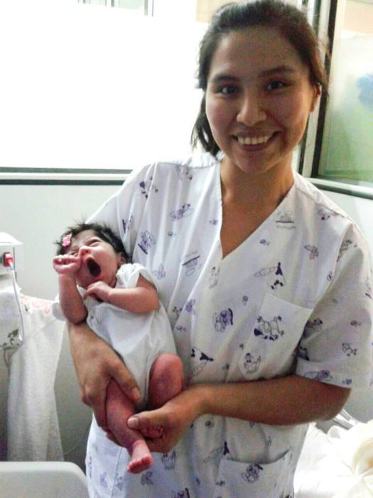 enfermera y bebé
