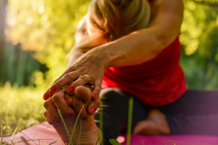 yoga adulto mayor