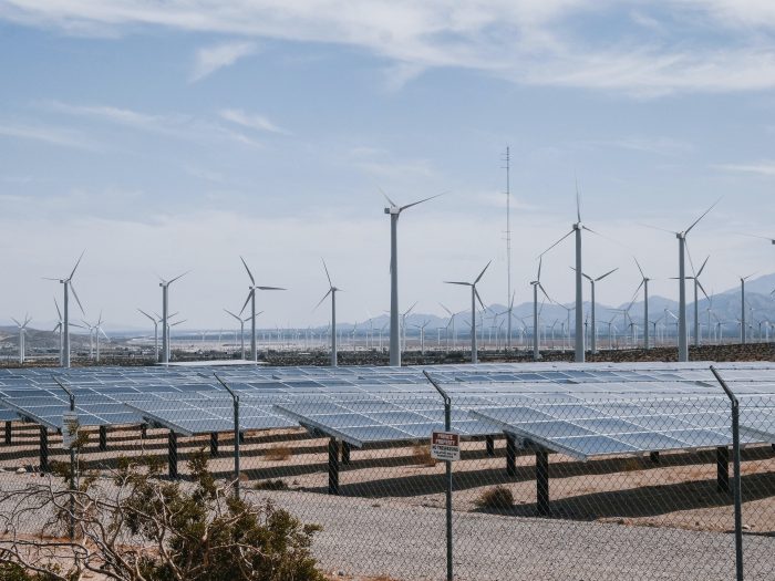 parque eólico y solar