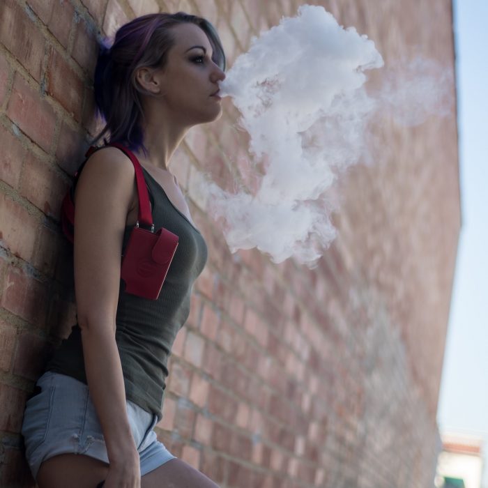 adolescente fumando