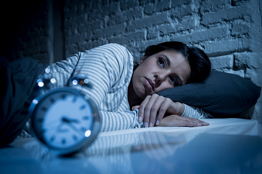 ¿Por qué nos cuesta dormir? La epidemia silenciosa del insomnio moderno y cómo combatirla